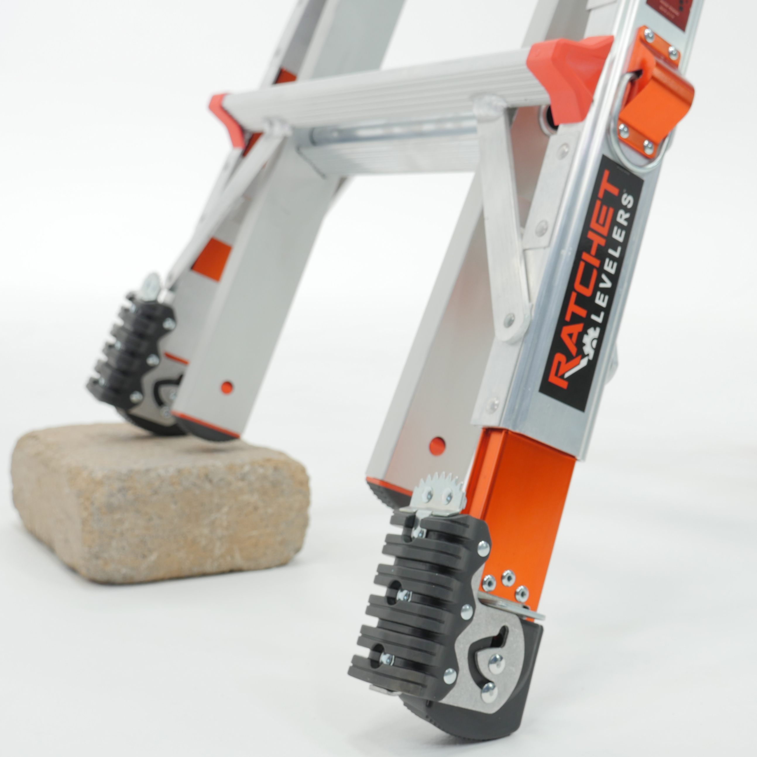 Little Giant Ladders REX Aluminum Extendable Ladder with Ratchet Levelers from Columbia Safety
