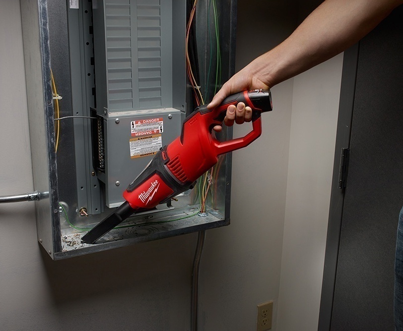 Milwaukee M12 Compact Vacuum (Tool Only) from Columbia Safety