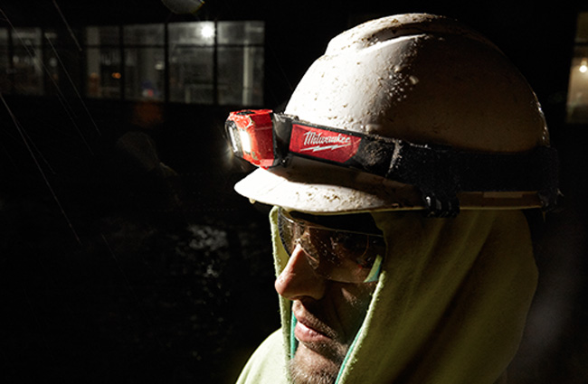 Milwaukee Spot/Flood Headlamp from Columbia Safety
