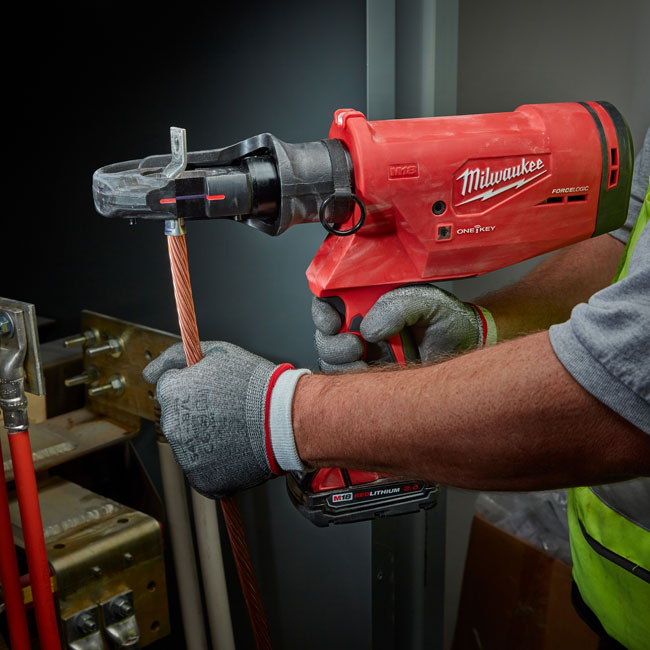 Milwaukee M18 FORCE LOGIC 750 MCM Crimper Kit from Columbia Safety