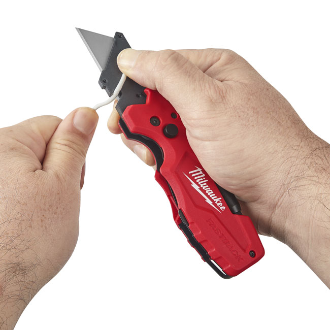 Milwaukee FASTBACKTM 6in1 Folding Utility Knife from Columbia Safety