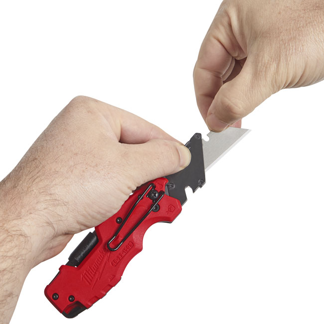 Milwaukee FASTBACKTM 6in1 Folding Utility Knife from Columbia Safety