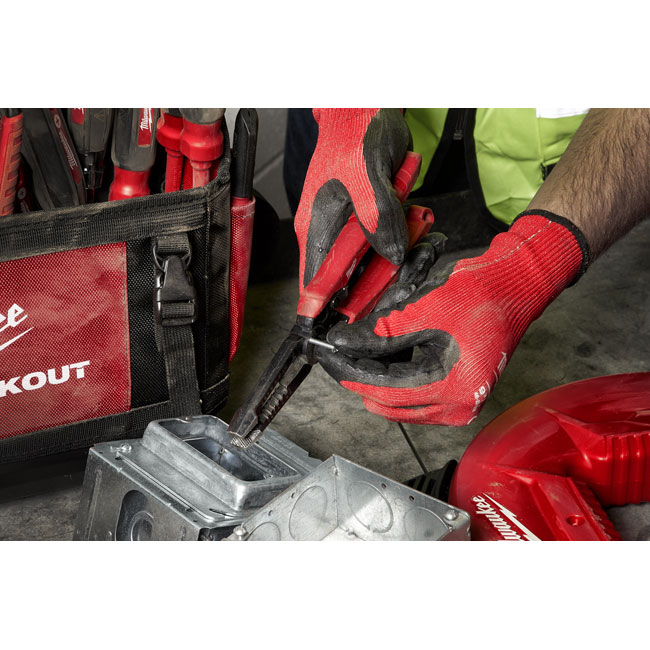 Milwaukee 7in1 High-Leverage Combination Pliers from Columbia Safety