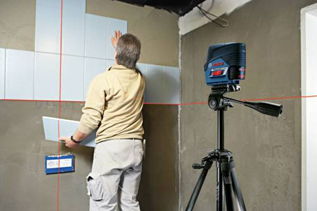 Bosch 12V Max Connected Cross-Line Laser with Plumb Points |GCL100-80C from Columbia Safety