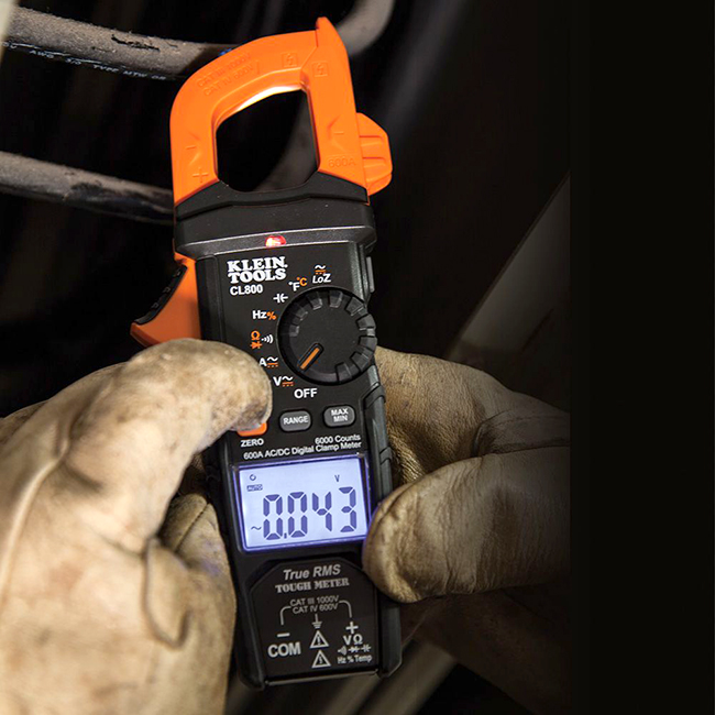 Digital Clamp Meter AC/DC Auto-Ranging from Columbia Safety