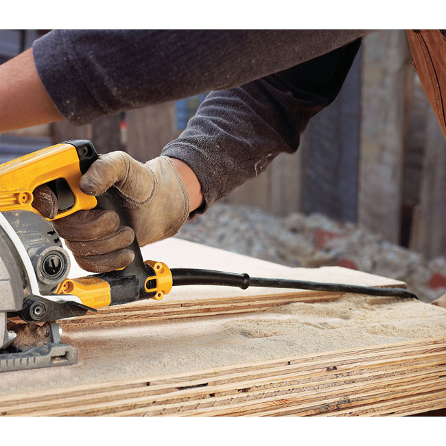 DeWALT 7-1/4 Inch Worm Drive Circular Saw with Brake from Columbia Safety