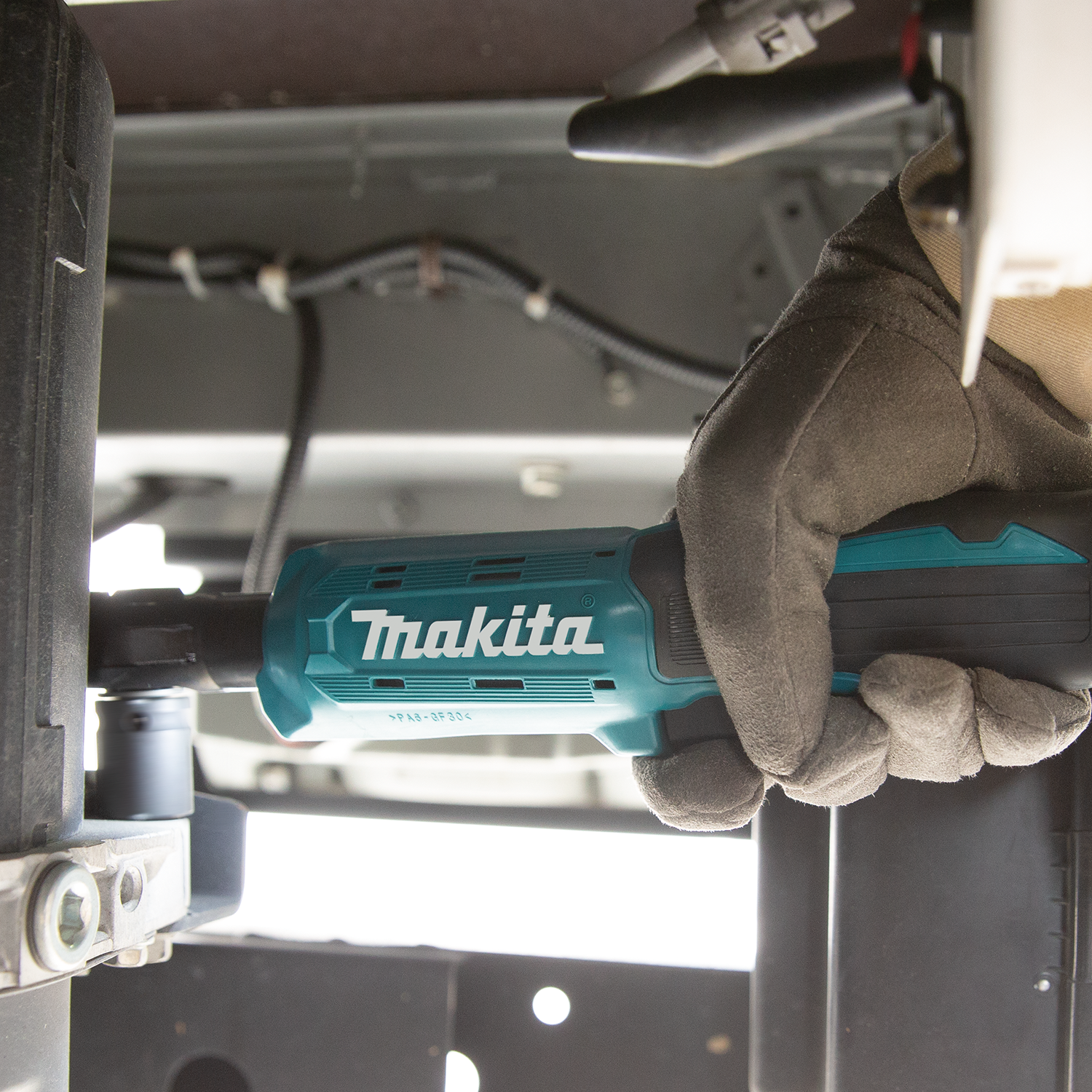 Makita 18V LXT Cordless 3/8 Inch x 1/4 Inch Square Driver Ratchet (Tool Only) from Columbia Safety