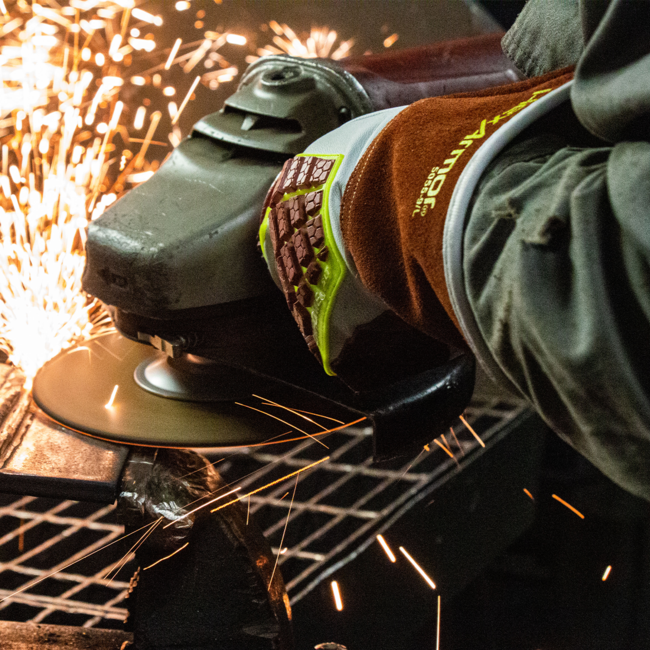 HexArmor 5055 HeatArmor Welding Gloves from Columbia Safety