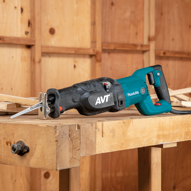 Makita AVT Reciprocating Saw - 15 AMP from Columbia Safety