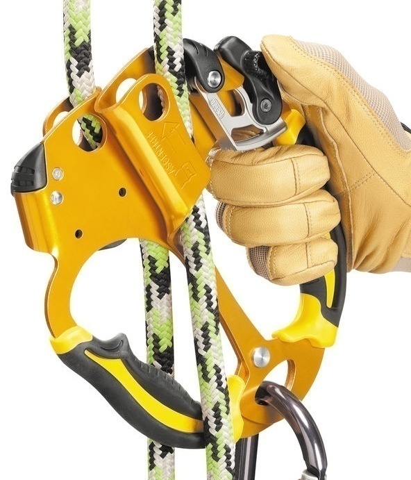 Petzl ASCENTREE Double Handed Ascender from Columbia Safety